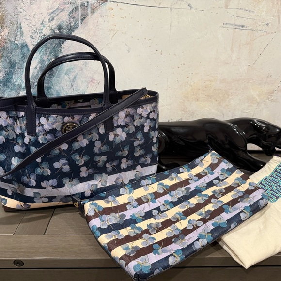 NEW Tory Burch Rare Floral Primula Stripe Kerrington Tote Authenticated Dust Bag - Picture 7 of 12